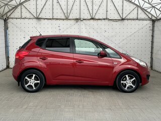 2011 Kia Venga I, красный, 940000 рублей, вид 4