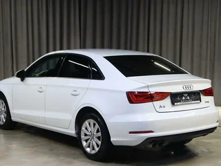 2014 Audi A3 III (8V), белый, 999000 рублей, вид 4