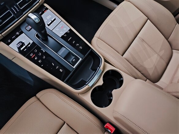 2026 Porsche Macan I Рестайлинг 2, красный, 14390000 рублей - вид 36
