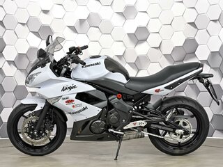 2010 Kawasaki ER-6F (Ninja 650R), белый, 475000 рублей, вид 4