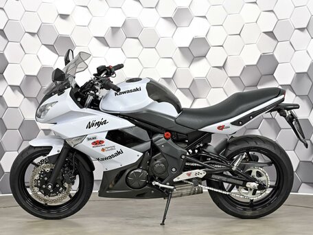 2010 Kawasaki ER-6F (Ninja 650R), белый, 475000 рублей, вид 4