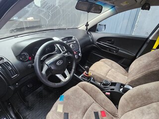 2011 Kia Ceed I Рестайлинг, чёрный, 660000 рублей, вид 3