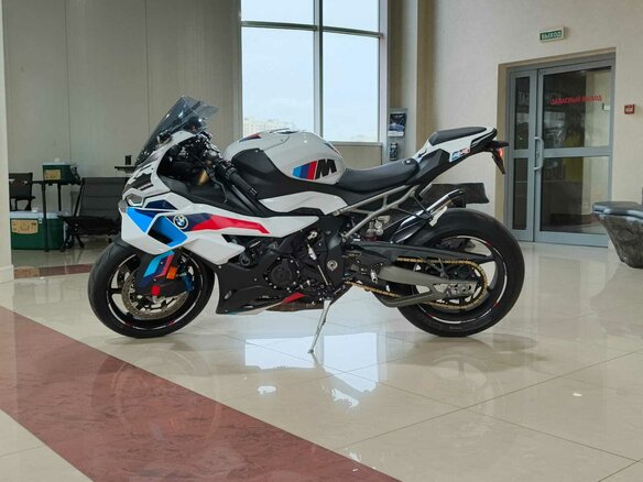 2025 BMW S 1000 RR, белый, 2250000 рублей - вид 1