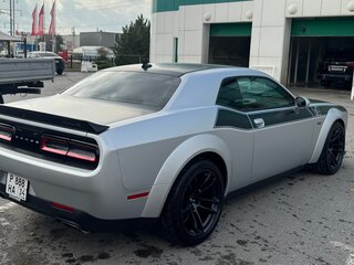 2021 Dodge Challenger SRT III Рестайлинг 2, серебристый, 9000000 рублей, вид 5