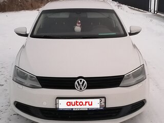 2013 Volkswagen Jetta VI, белый, 800000 рублей, вид 1