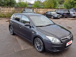 2011 Hyundai i30 I Рестайлинг, чёрный, 550000 рублей, вид 3