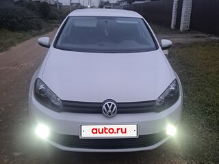 2011 Volkswagen Golf VI, белый, 900000 рублей, вид 1