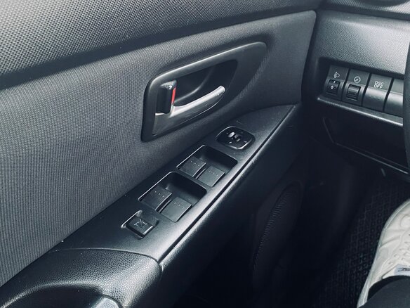 2005 Mazda 3 I (BK), чёрный, 600000 рублей - вид 11