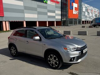 2017 Mitsubishi ASX I Рестайлинг 2, серебристый, 1700000 рублей, вид 3