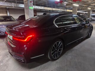 2020 BMW 7 серии Long 730Ld xDrive VI (G11/G12) Рестайлинг, синий, 9500000 рублей, вид 4