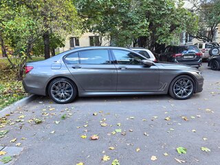 2017 BMW 7 серии Long M760Li xDrive VI (G11/G12), серый, 5000000 рублей, вид 1