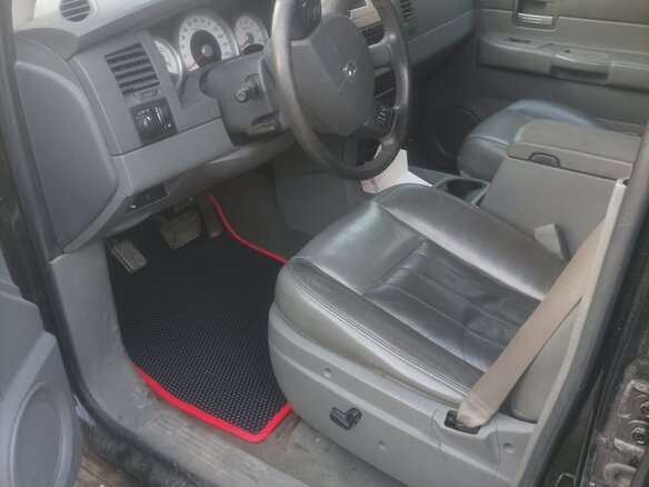 2004 Dodge Durango II, чёрный, 600000 рублей - вид 3