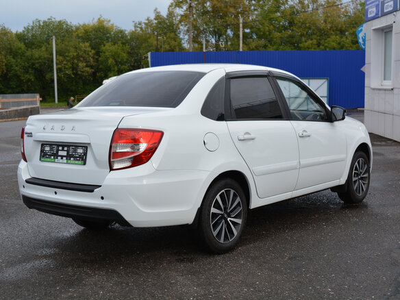 2022 Lada (ВАЗ) Granta I Рестайлинг, белый - вид 4