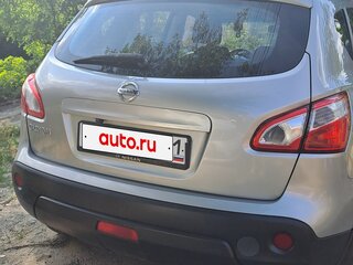 2012 Nissan Qashqai I Рестайлинг, серебристый, 950000 рублей, вид 3