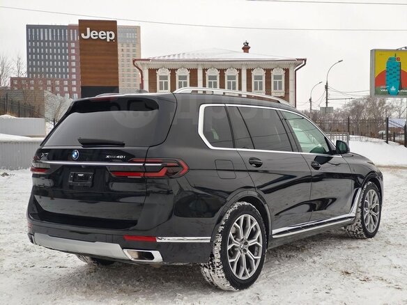 2023 BMW X7 40i I (G07) Рестайлинг, чёрный, 10977000 рублей - вид 10