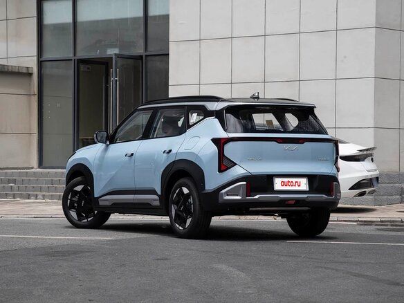 2026 Kia Seltos II China Market, голубой, 2250000 рублей - вид 3