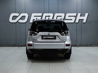 2010 Mitsubishi Outlander II Рестайлинг, серебристый, 1199000 рублей, вид 4