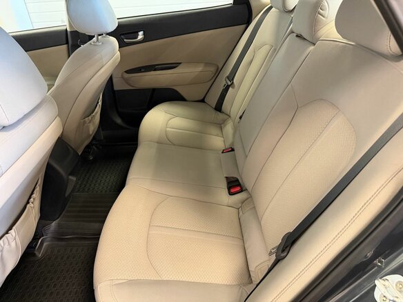 2016 Kia Optima IV, чёрный, 1360000 рублей - вид 13
