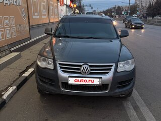 2007 Volkswagen Touareg I Рестайлинг, серый, 1050000 рублей, вид 1