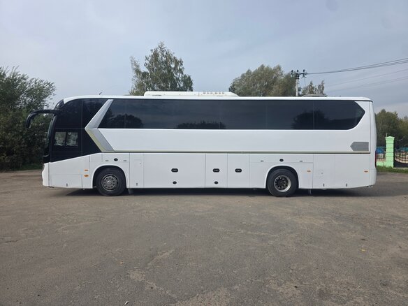 2019 King Long XMQ6129Y, белый, 7200000 рублей - вид 2