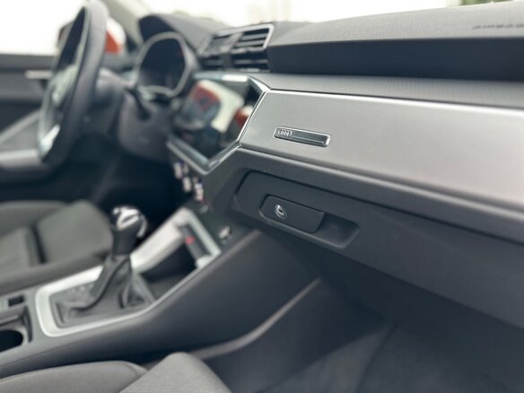 2022 Audi Q3 35 TFSI II (F3), оранжевый, 2790000 рублей - вид 28