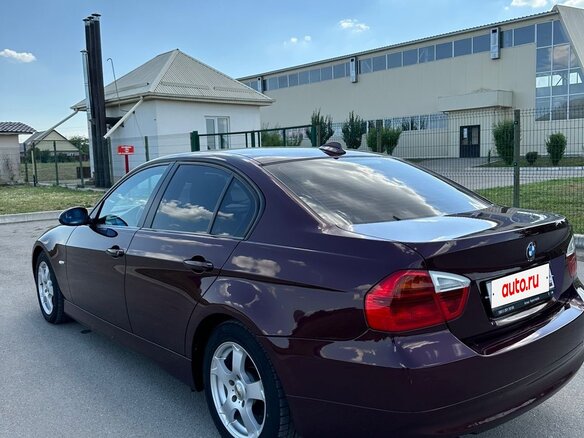 2008 BMW 3 серии 318i V (E90/E91/E92/E93) Рестайлинг, пурпурный, 1300000 рублей - вид 5