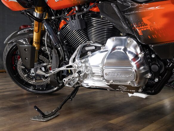 2025 Harley-Davidson CVO Road Glide RR, чёрный, 20000000 рублей - вид 11
