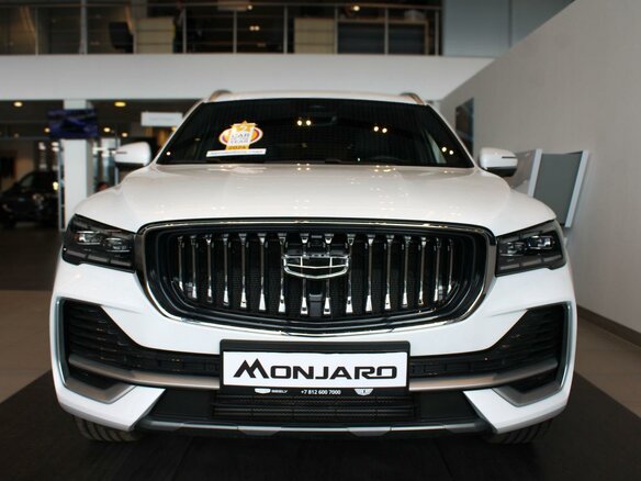 2025 Geely Monjaro I Рестайлинг, белый, 4954990 рублей - вид 1