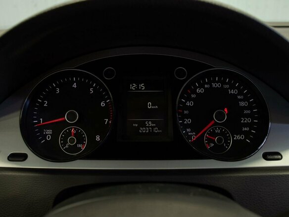2010 Volkswagen Passat B6, серебристый, 820000 рублей - вид 21