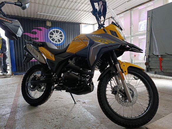 2025 Ataki Carrera, жёлтый, 200000 рублей - вид 2