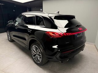 2026 Audi Q5 L III (GU), чёрный, 6450000 рублей, вид 5