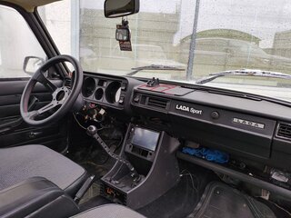 2010 Lada (ВАЗ) 2105, серебристый, 115000 рублей, вид 5
