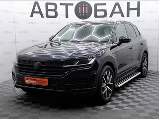 2021 Volkswagen Touareg III, чёрный, 4529000 рублей, вид 1