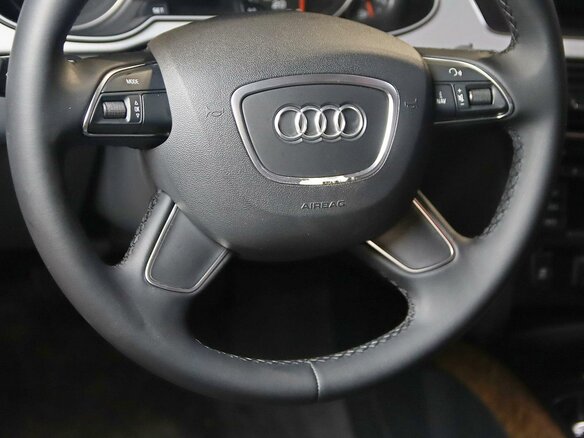 2015 Audi A4 IV (B8) Рестайлинг, чёрный - вид 10