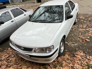 2001 Nissan Sunny B15, белый, 390000 рублей, вид 3