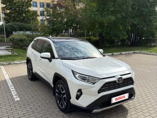 2020 Toyota RAV4 V (XA50), белый, 3350000 рублей, вид 4