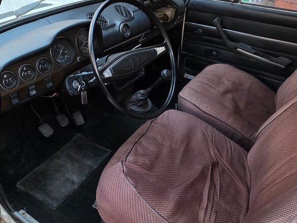 1990 Lada (ВАЗ) 2106, белый, 200000 рублей - вид 1
