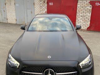 2020 Mercedes-Benz E-Класс 200 V (W213, S213, C238) Рестайлинг, чёрный, 5400000 рублей, вид 2