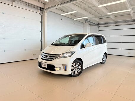 Honda Freed I Рестайлинг