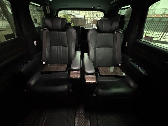 2021 Toyota Alphard III Рестайлинг, чёрный, 4600000 рублей - вид 17