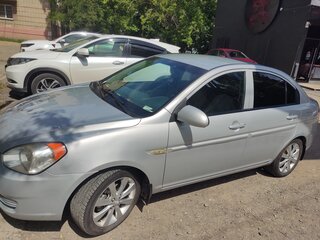 2008 Hyundai Verna II, серебристый, 550000 рублей, вид 4