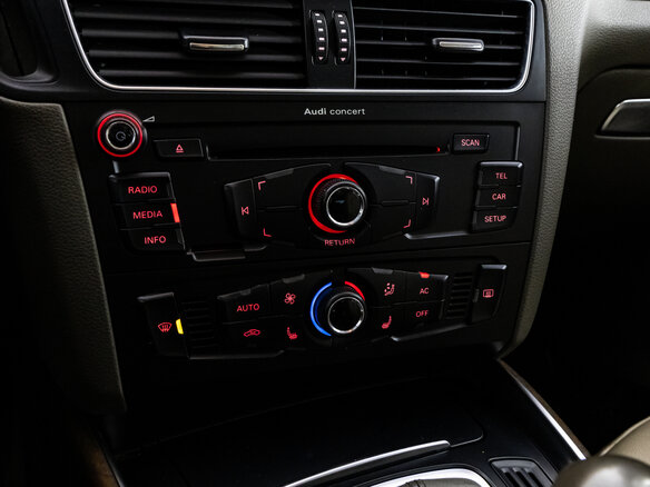 2010 Audi Q5 I (8R), фиолетовый, 1099000 рублей - вид 13
