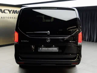 2026 Mercedes-Benz V-Класс Extra Long 300 d экстра длинный III (W447) Рестайлинг 2, чёрный, 14430000 рублей, вид 4