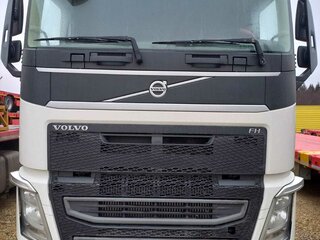 2016 Volvo FH, белый, 6999999 рублей, вид 1
