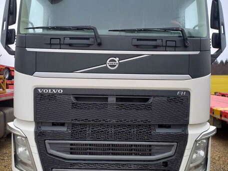 2016 Volvo FH, белый, 6999999 рублей, вид 1