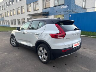 2021 Volvo XC40 I, белый, 3050000 рублей, вид 4