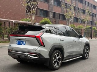 2024 Geely Atlas II, серебристый, 2260999 рублей, вид 5