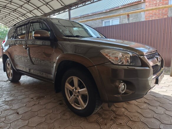 2010 Toyota RAV4 III (XA30) Рестайлинг, коричневый, 1750000 рублей - вид 5