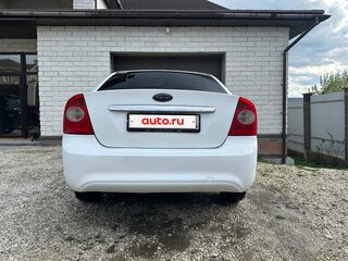 2008 Ford Focus II Рестайлинг, белый, 455000 рублей, вид 4