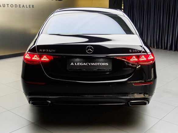 2026 Mercedes-Benz Maybach S-Класс 580 II (Z223) Рестайлинг, чёрный, 38570000 рублей - вид 3
